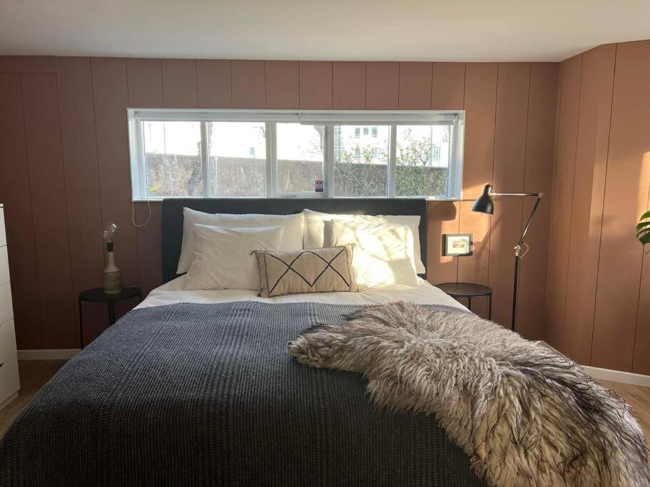 New Cozy Bohemian Dowtown Reykjavik Apartment ภายนอก รูปภาพ